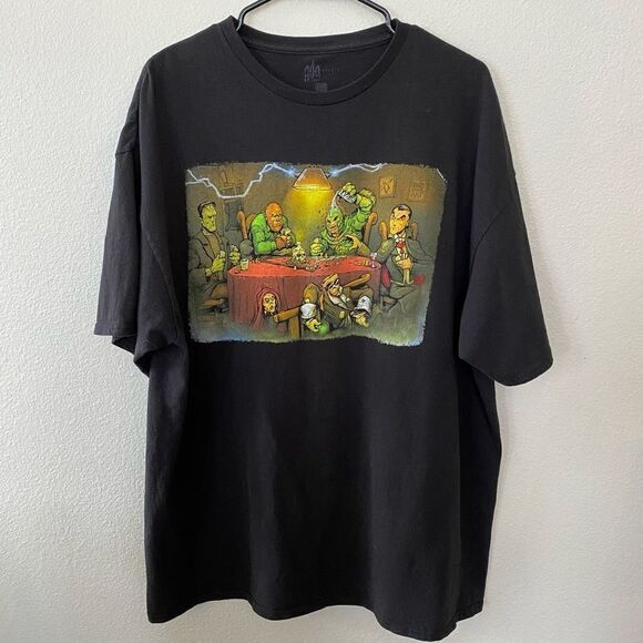 Big Chris Art Monsters Playing Poker Graphic T-Shirt - Picture 1 of 4